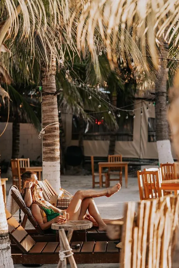La Diosa Kali Beach Front Hotel Isla Holbox